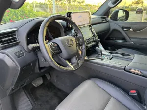 2024 Lexus LX 700
