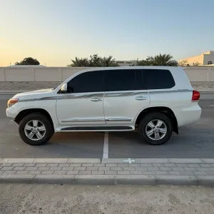 2013 Toyota Land Cruiser
