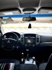 2017 Mitsubishi Pajero