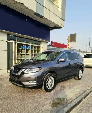 2019 نيسان روج in dubai