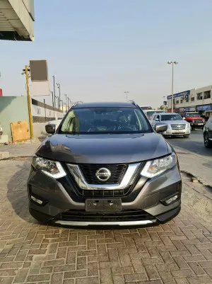 2019 نيسان روج