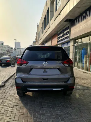 2019 نيسان روج
