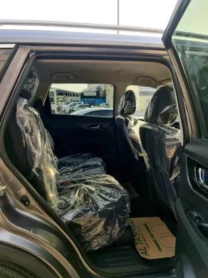 2019 نيسان روج