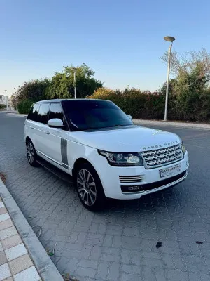 2014 Land Rover Range Rover in dubai