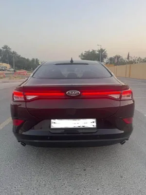 2023 JAC J7
