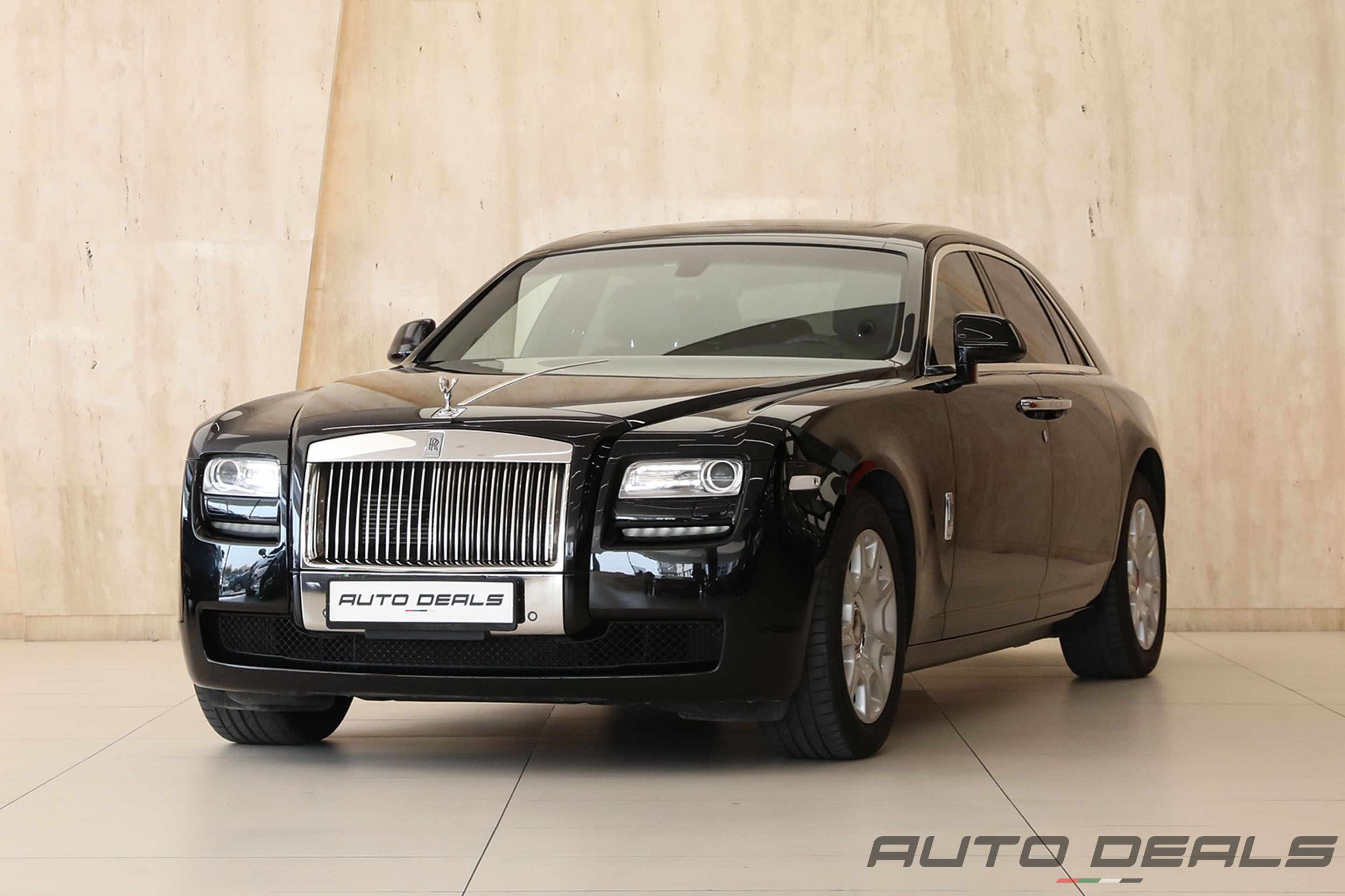 Rolls Royce Ghost | 2014 - Well Maintained - Best in Class - Exellent Condition | 6.6L V12