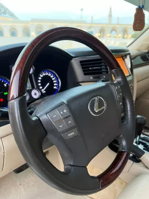 2011 Lexus LX 570