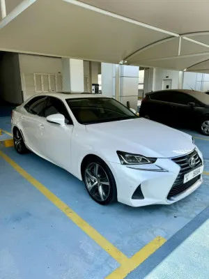2017 Lexus IS