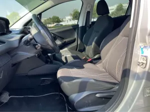 2015 Peugeot 208