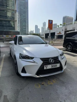 2017 Lexus IS