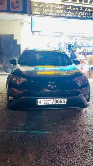 2018 تويوتا راف ٤