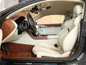 2022 BMW M8