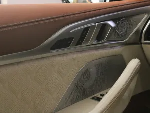2022 BMW M8