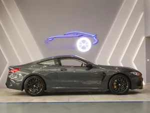 2022 BMW M8