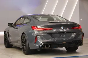 2022 BMW M8