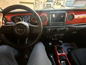 2021 جييب جلاديتير
