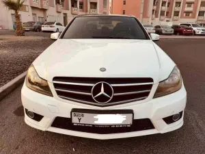 2014 مرسيدس-بنز آلفئة - C in dubai
