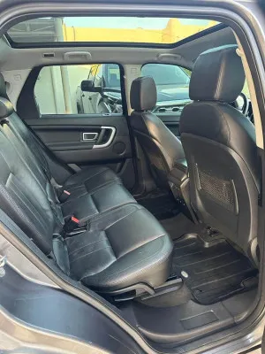 2016 لاند روفر ديسكفري سبورت