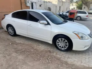 2012 Nissan Altima in dubai
