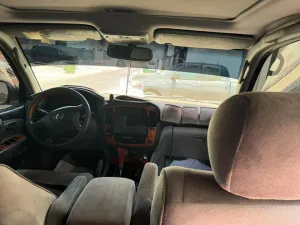 2001 Lexus LX 470