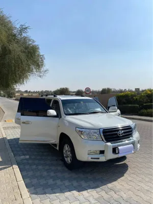 2010 Toyota Land Cruiser in dubai