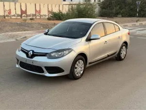 2015 رينو فلوينس in dubai