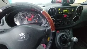 2019 بيجو بارتنر