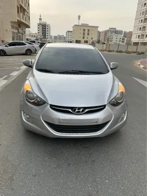 2012 هيونداي افانتي in dubai