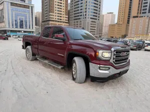 2017 GMC Sierra in dubai