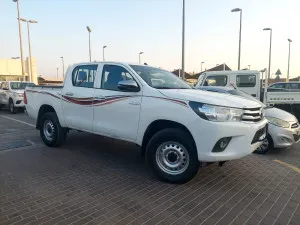 2018 Toyota Hilux in dubai