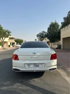 2022 بنتلي فلاينج سبير