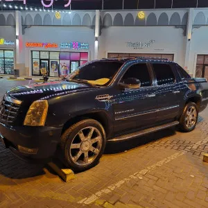 2007 Cadillac Escalade in dubai