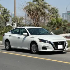 2022 Nissan Altima in dubai