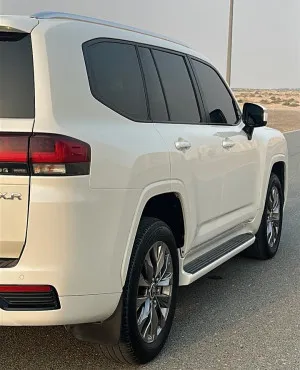 2022 Toyota Land Cruiser