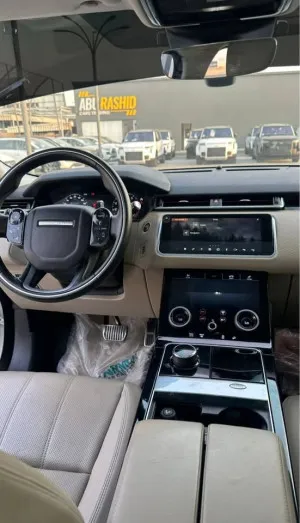 2019 لاند روفر رينج روفر فيلار 