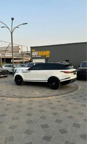 2019 لاند روفر رينج روفر فيلار 