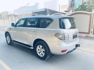 2011 نيسان باترول 