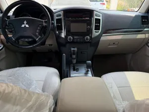 2017 Mitsubishi Pajero