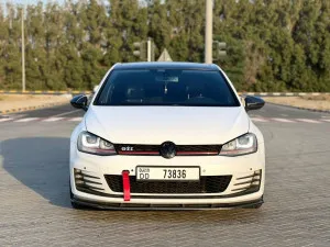 2015 Volkswagen Golf in dubai
