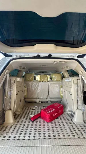 2017 Toyota Land Cruiser
