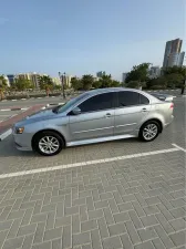 2015 ميتسوبيشي لانسر