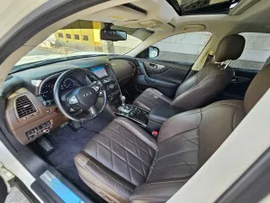 2020 Infiniti QX70