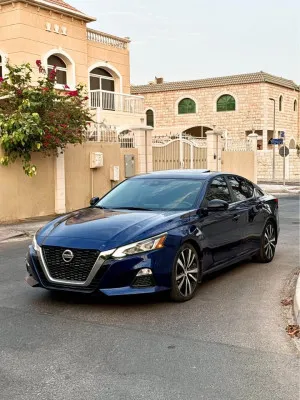2020 نيسان آلتيما