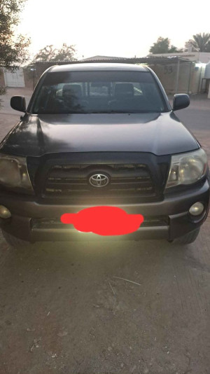 2011 Toyota Tacoma in dubai