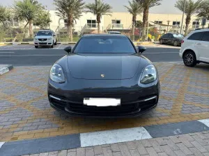 2018 بورش باناميرا in dubai