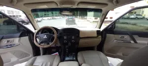 2012 Mitsubishi Pajero