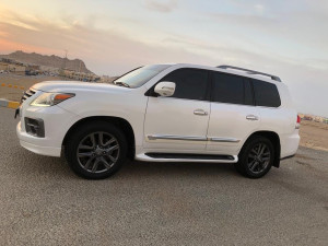 2011 Lexus LX 570