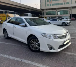 2015 تويوتا كامري in dubai