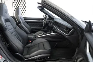 2021 Porsche 911 Carrera