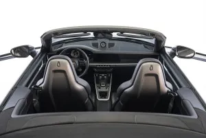 2021 Porsche 911 Carrera